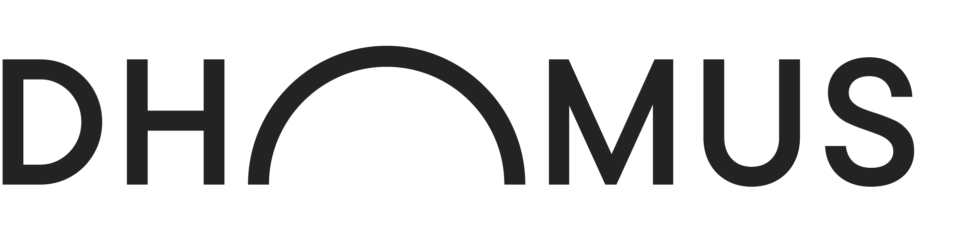 Logo van Dhomus is Dhomus uitgeschreven in zwarte letters en de o is een half rond die open is van onder